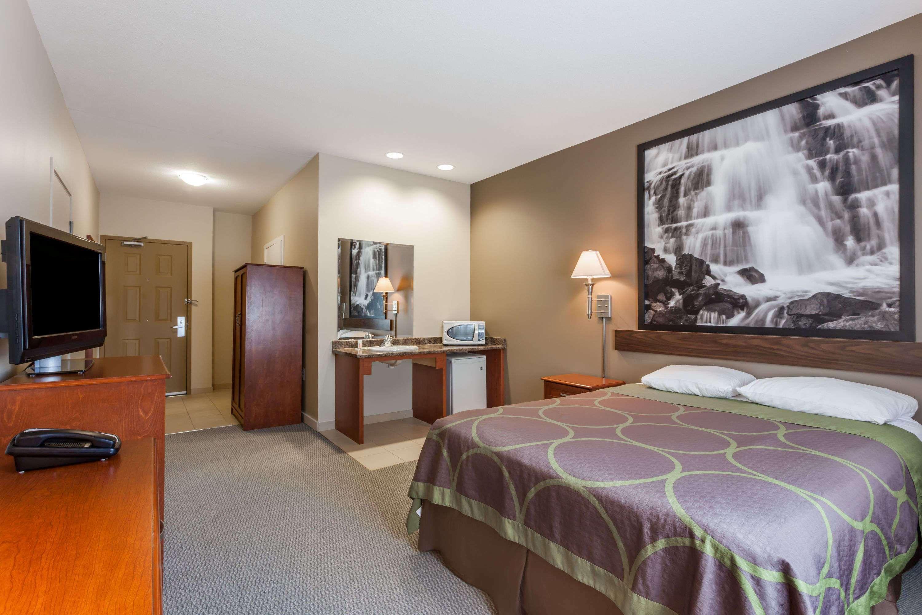 Super 8 By Wyndham Abbotsford Bc Ξενοδοχείο Εξωτερικό φωτογραφία